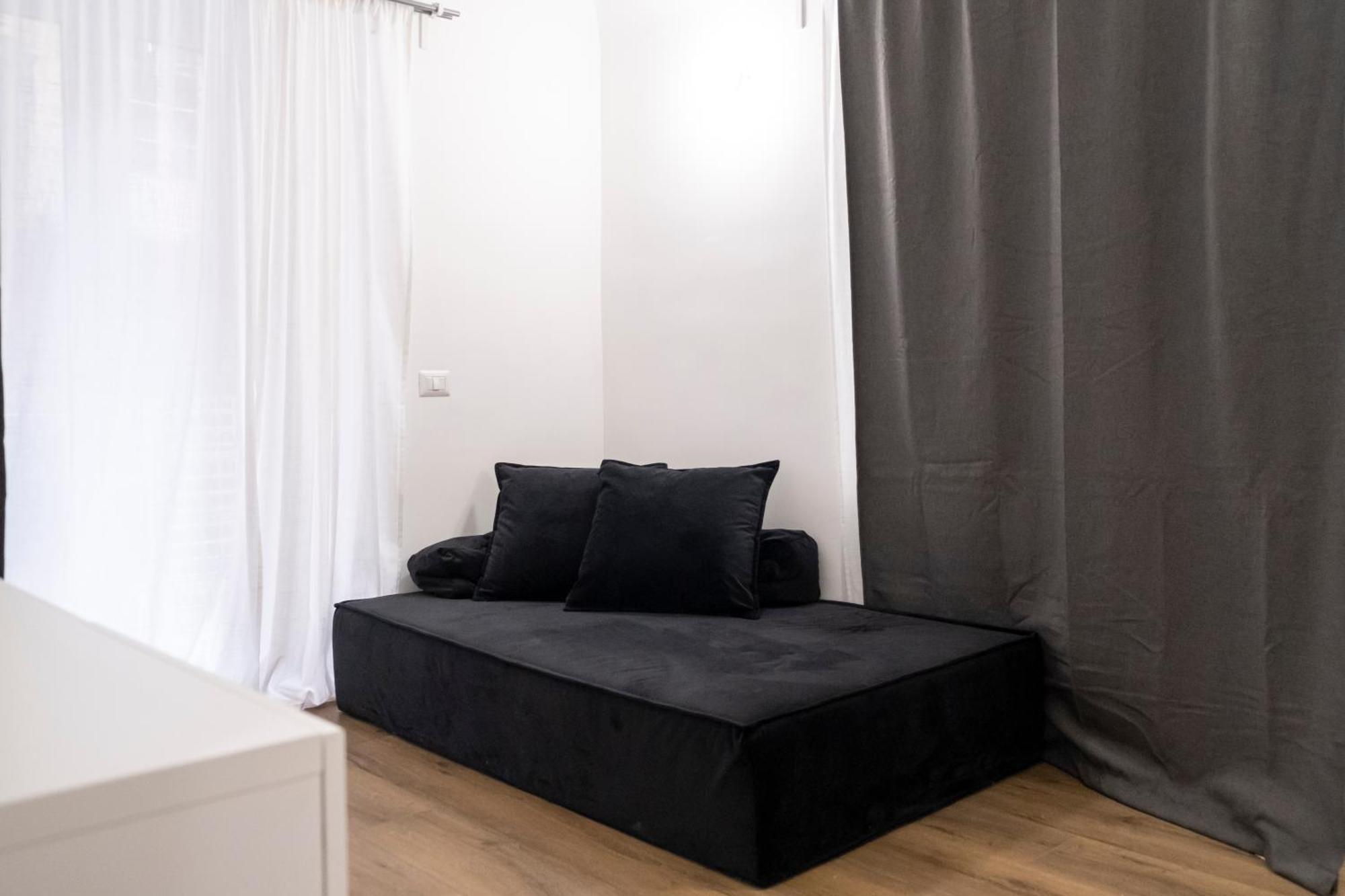 Centro-5Stelle 10 Minuti Dal Mare A Piedi Apartment Savona Bagian luar foto